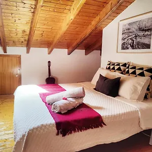  Séjour chez l'habitant Attic Private Bedroom